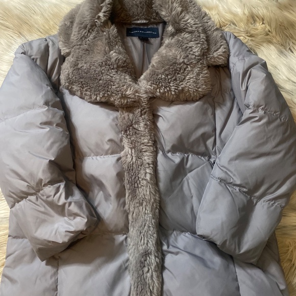 French Connection Gray puffer Coat with faux fur trim - Picture 2 of 2